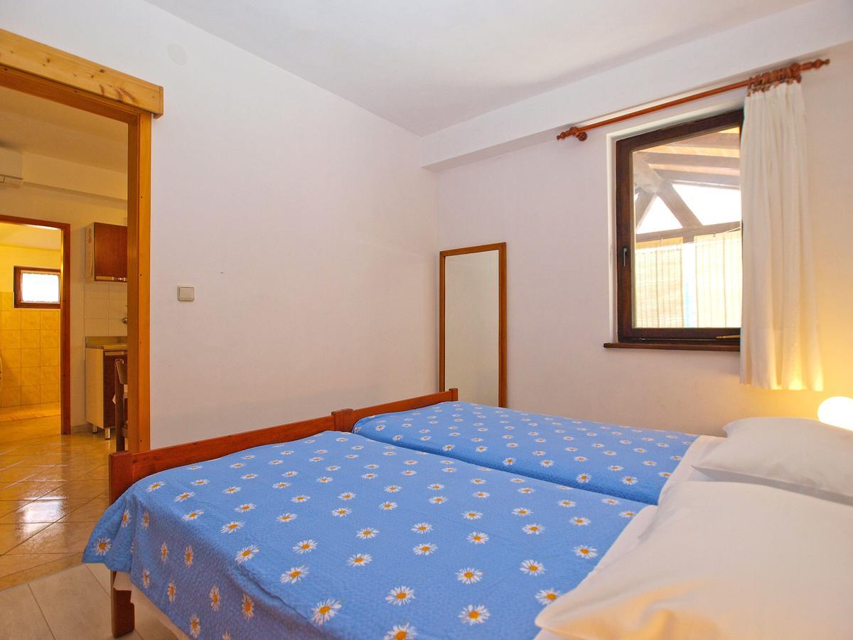 Apartment Elda 1455 Фажана Экстерьер фото