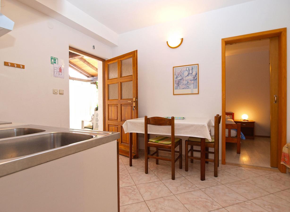 Apartment Elda 1455 Фажана Экстерьер фото